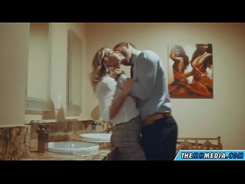❤️ Kad te prsata plavuša zavede u javnom zahodu ☑ Porno video na hr.marketapp.top ❌
